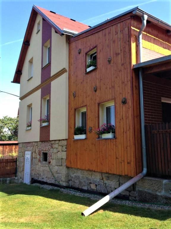 Ubytování U Rybníčka Arnoltice u Decina Exterior foto