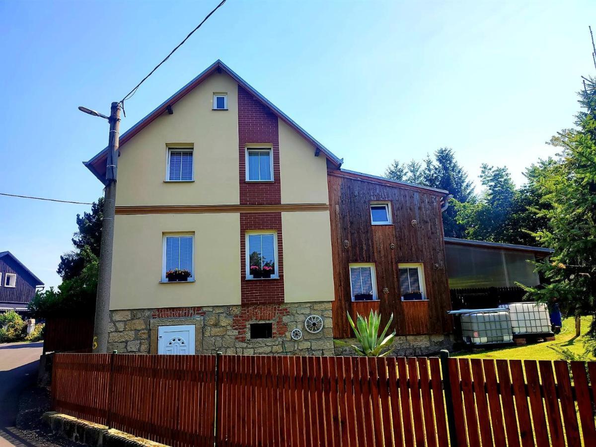 Ubytování U Rybníčka Arnoltice u Decina Exterior foto