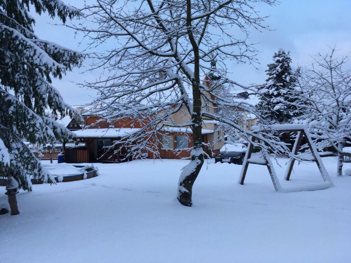 Ubytování U Rybníčka Arnoltice u Decina Exterior foto